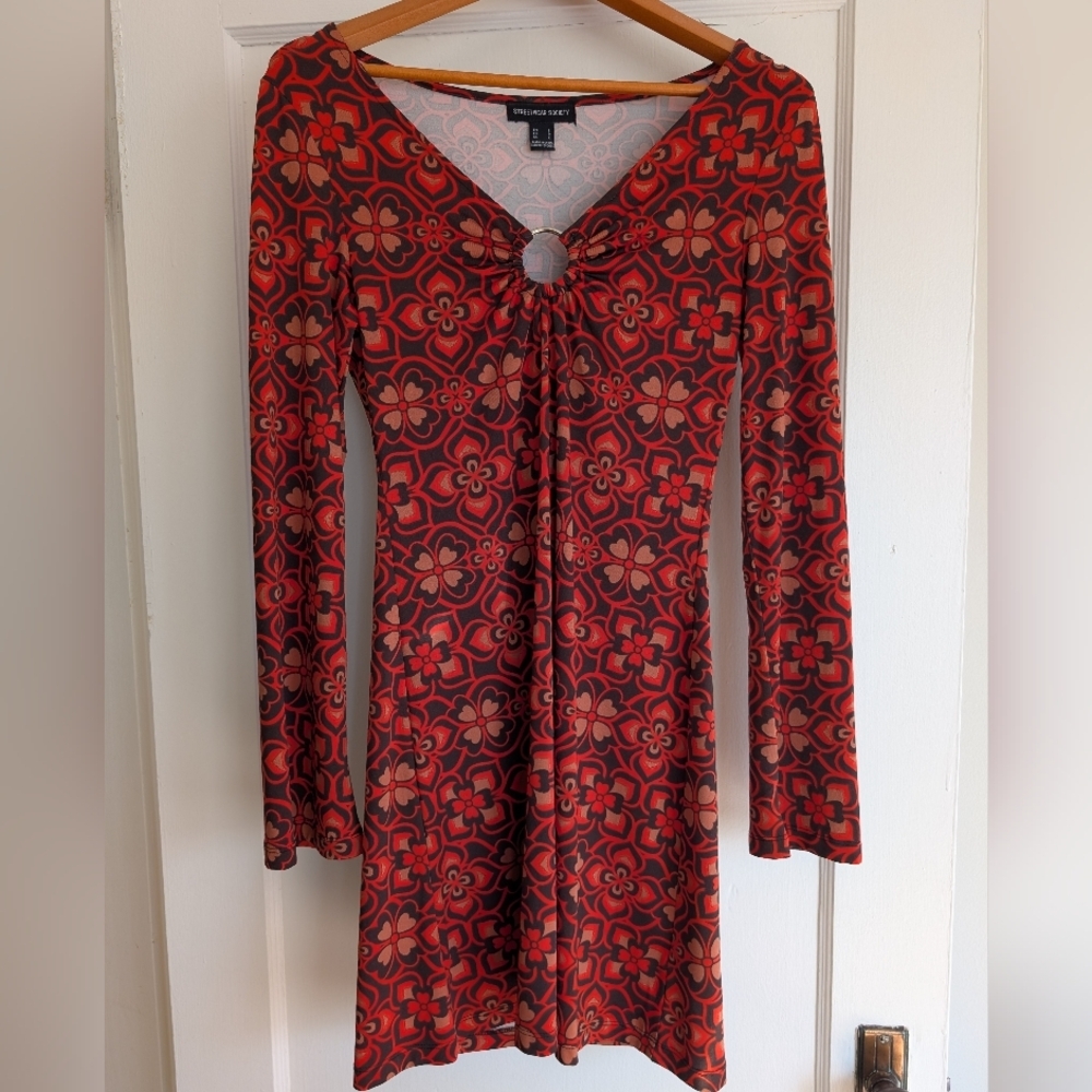 Streetwear Society Long Sleeve Pattern Dress.
